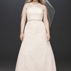 EMBROIDERED Y-NECK PLUS SIZE WEDDING DRESS in Ivory